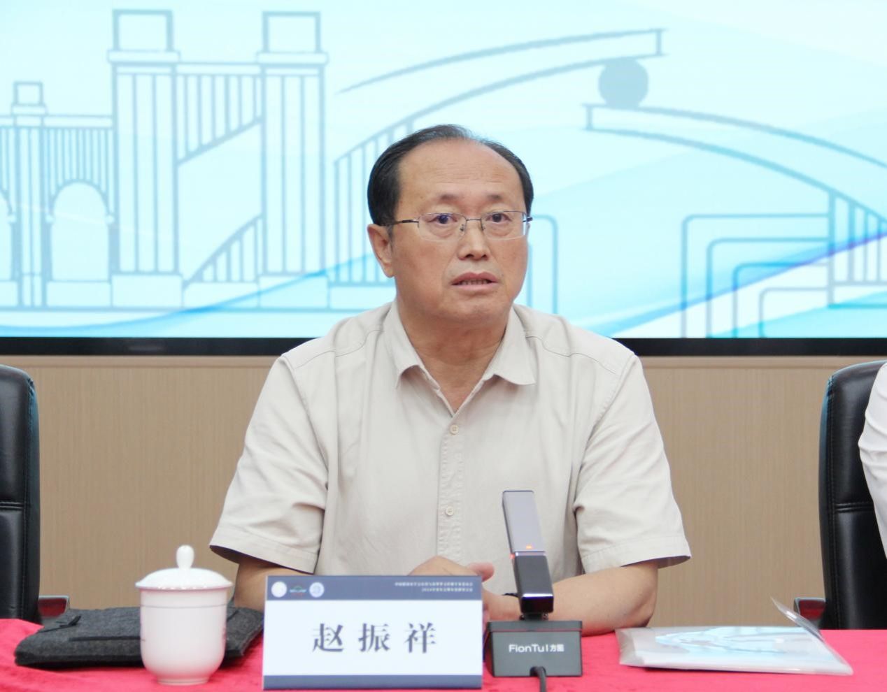 英国上市公司365