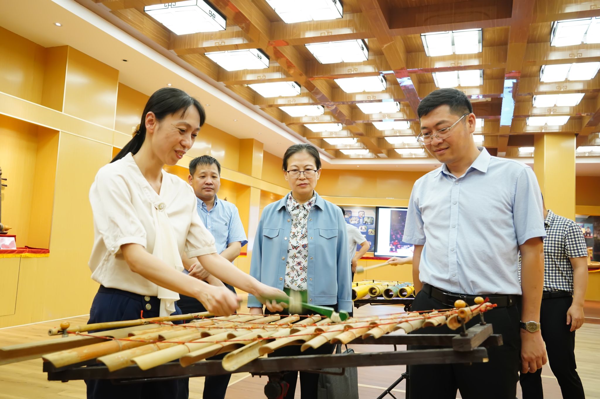 英国上市公司365