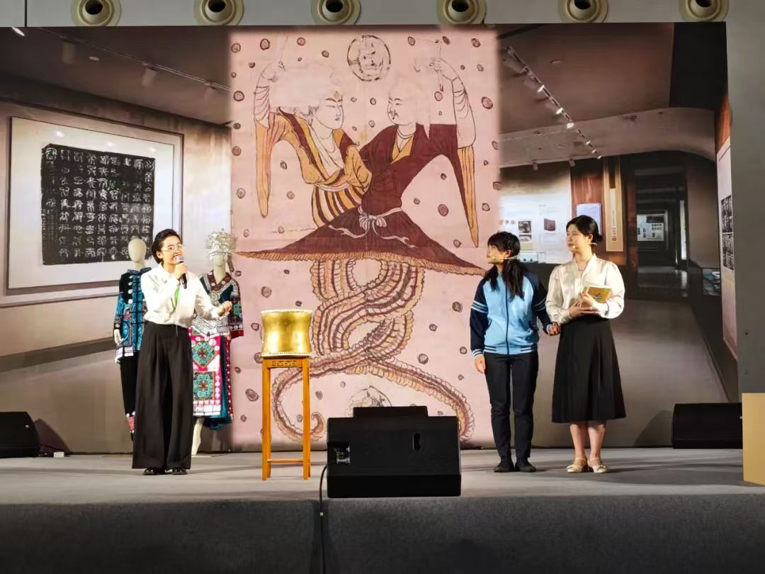 英国上市公司365