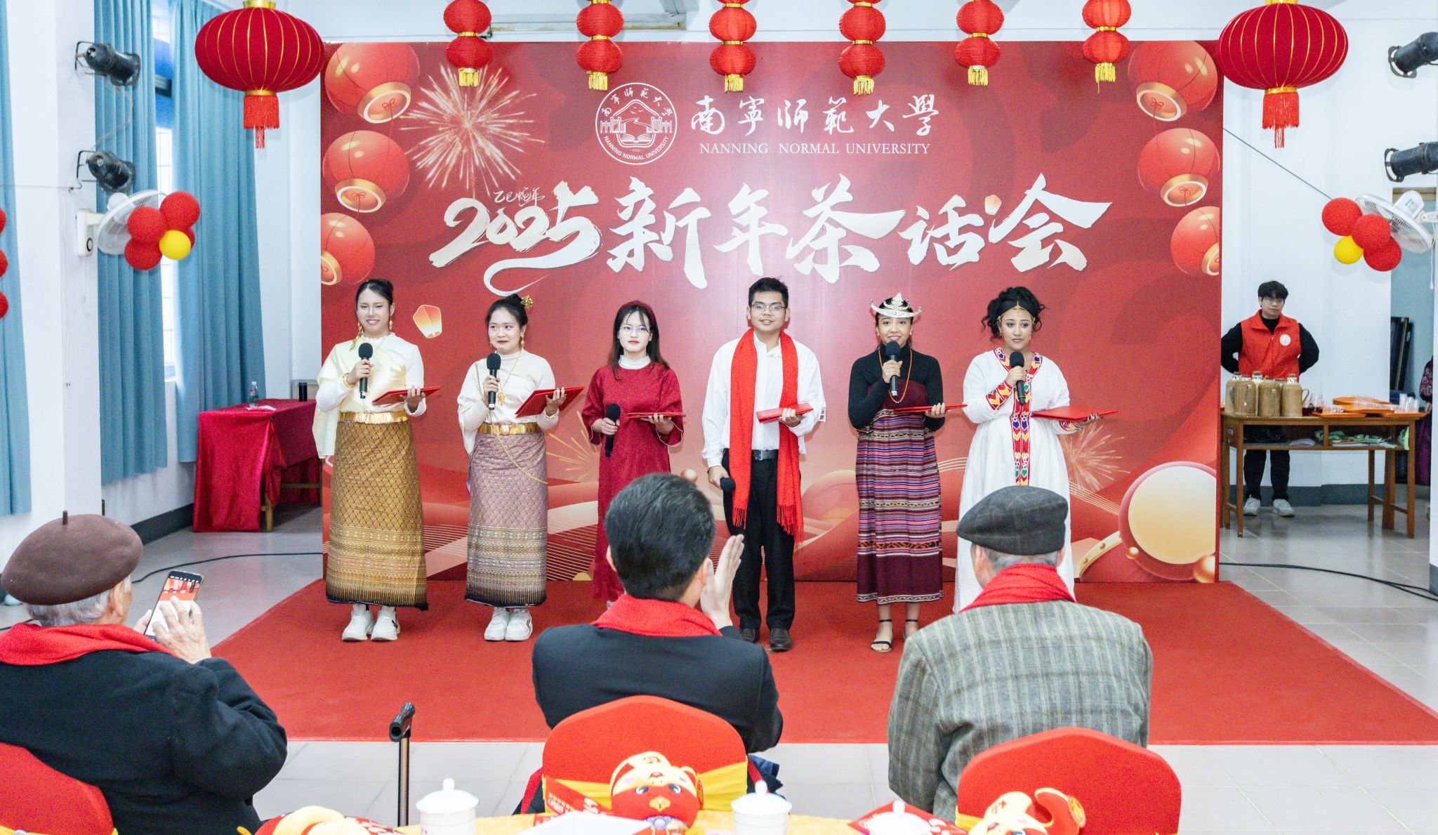 英国上市公司365